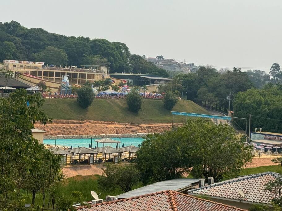 Casa Dentro Parque Aquatico Vila Águas de Lindóia Exterior foto