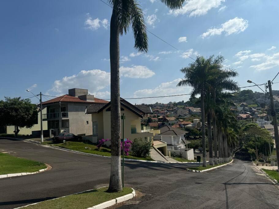 Casa Dentro Parque Aquatico Vila Águas de Lindóia Exterior foto